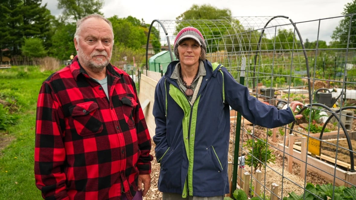 Gardeners call for more help, less bureaucracy in battle against invasive plants