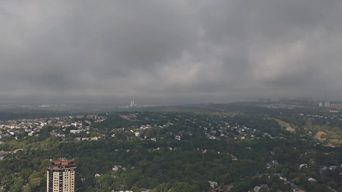 Air quality drops as smoke spreads from Annapolis County wildfire