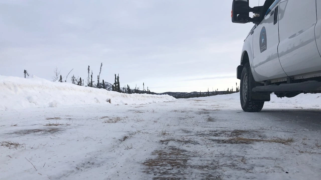 Colder-than-average conditions helped keep N.W.T. winter roads open longer this year
