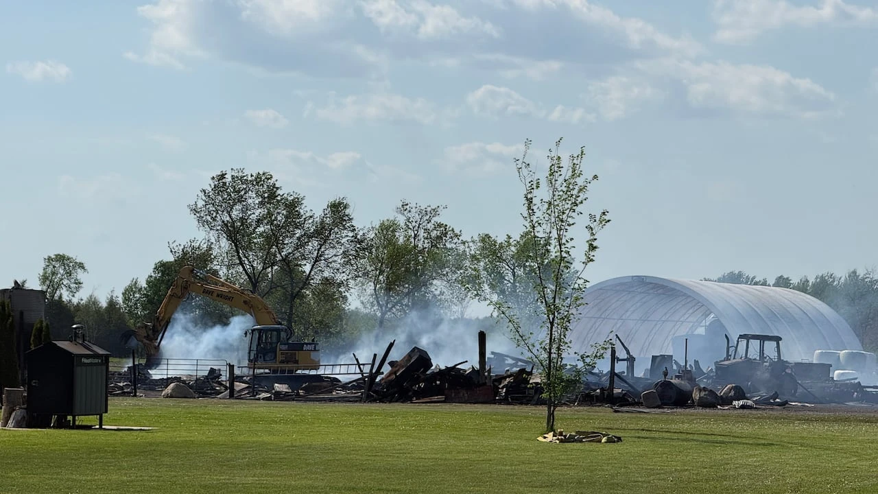 Fire destroys barn on family farm in Ashton