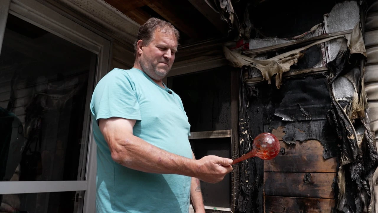 This veteran firefighter saved his own home after a glass bulb sparked a fire