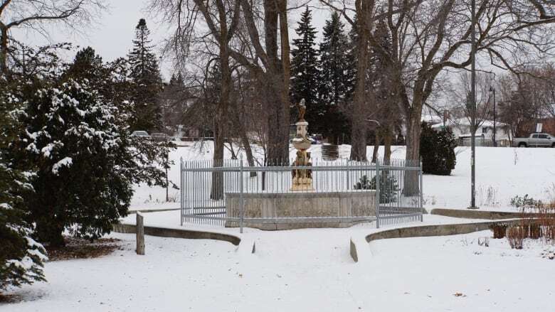 City of Thunder Bay taking closer look at restoring historic Waverley Park fountain