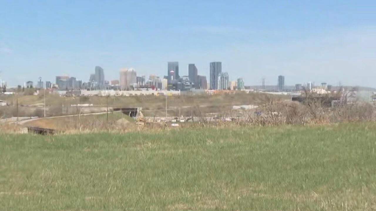 Imperial Oil eyes redeveloping once-contaminated south Calgary community for housing