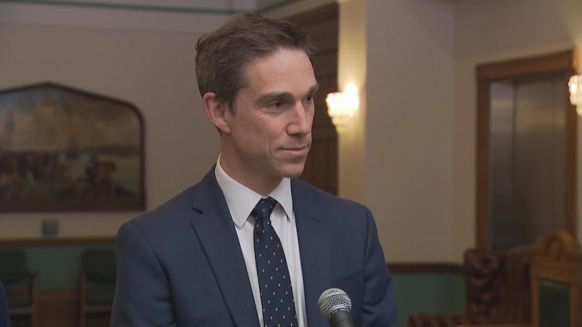 N.L. pens MOU with Port of Amsterdam as part of renewable energy strategy