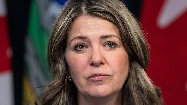 Smith repeats resource demands, announces panel to deal with Ottawa