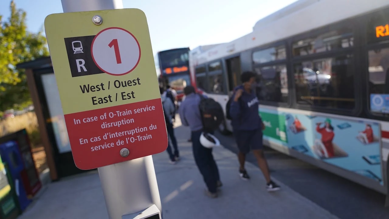 Damaged wire disrupts Line 1 train service