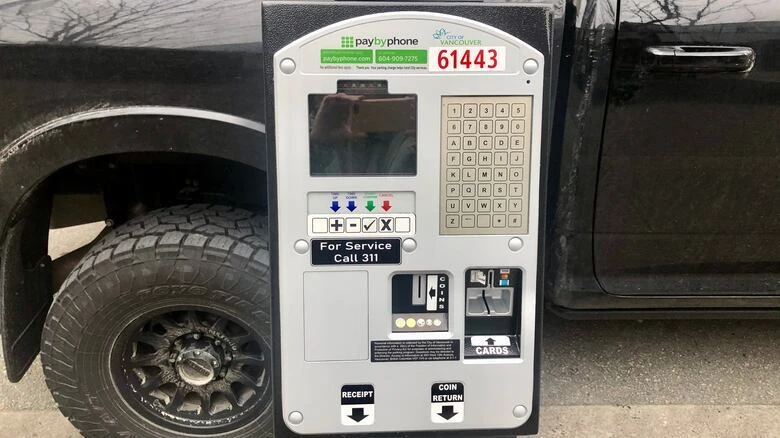 Gas-powered sports cars, SUVs face higher street parking fees under Vancouver's anti-pollution proposal