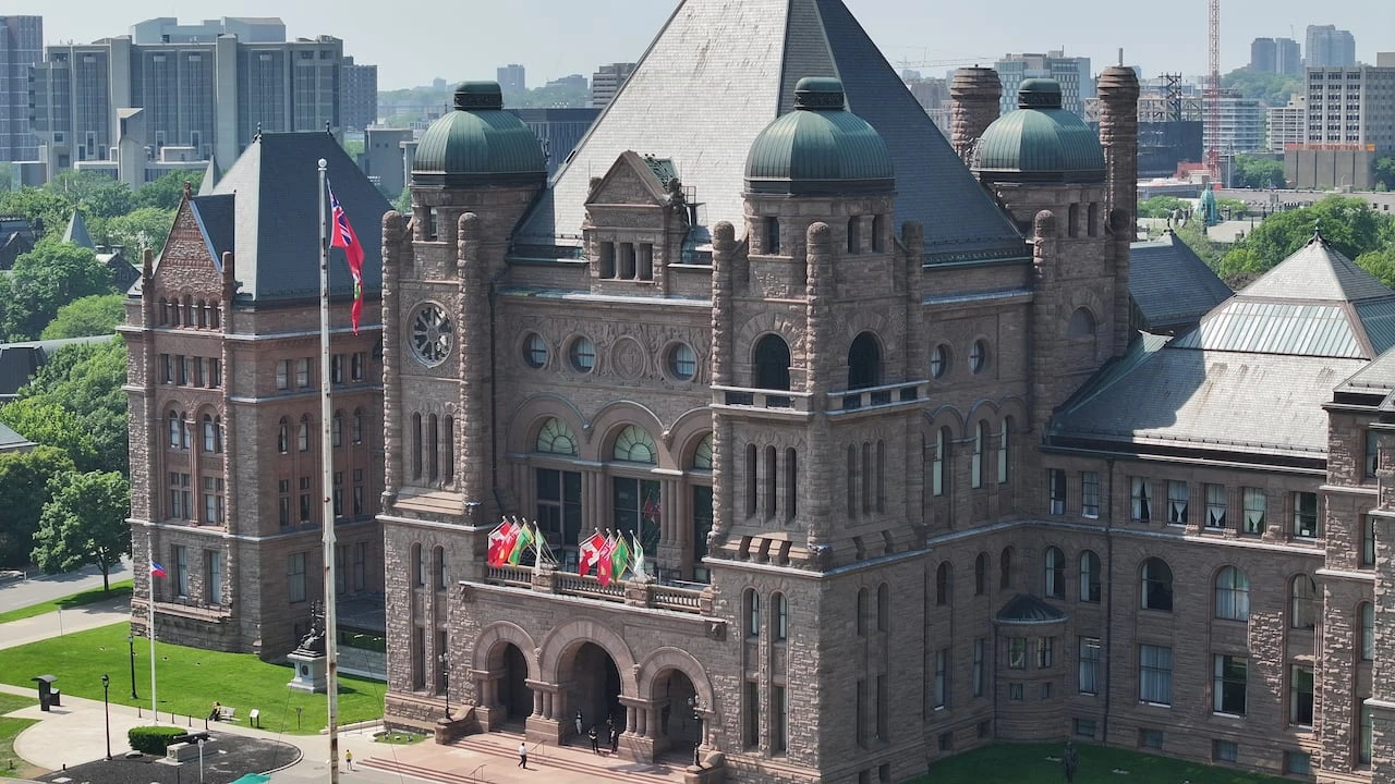 Ontario bill to deal with misbehaving councillors passes final vote