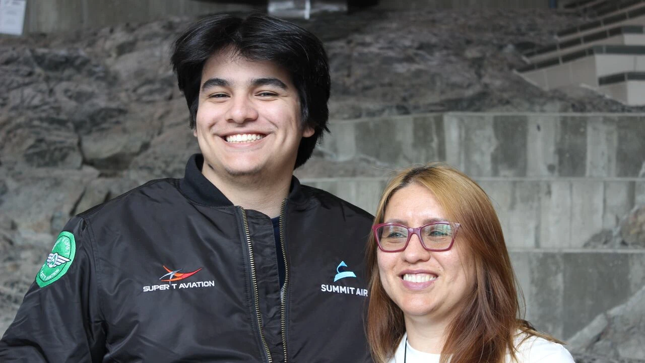 High school students earn flight jackets as new pilot program in Yellowknife takes off