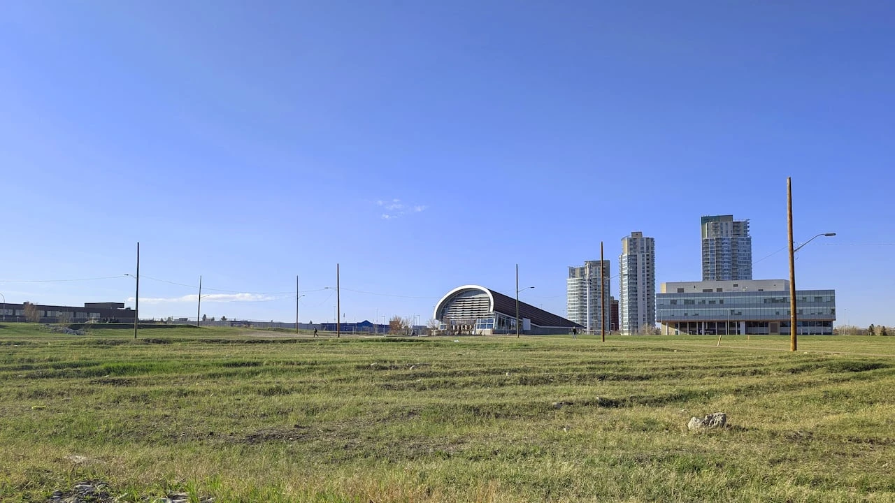 'Just do something, please': Calgary crafting plan for long-vacant Westbrook LRT area