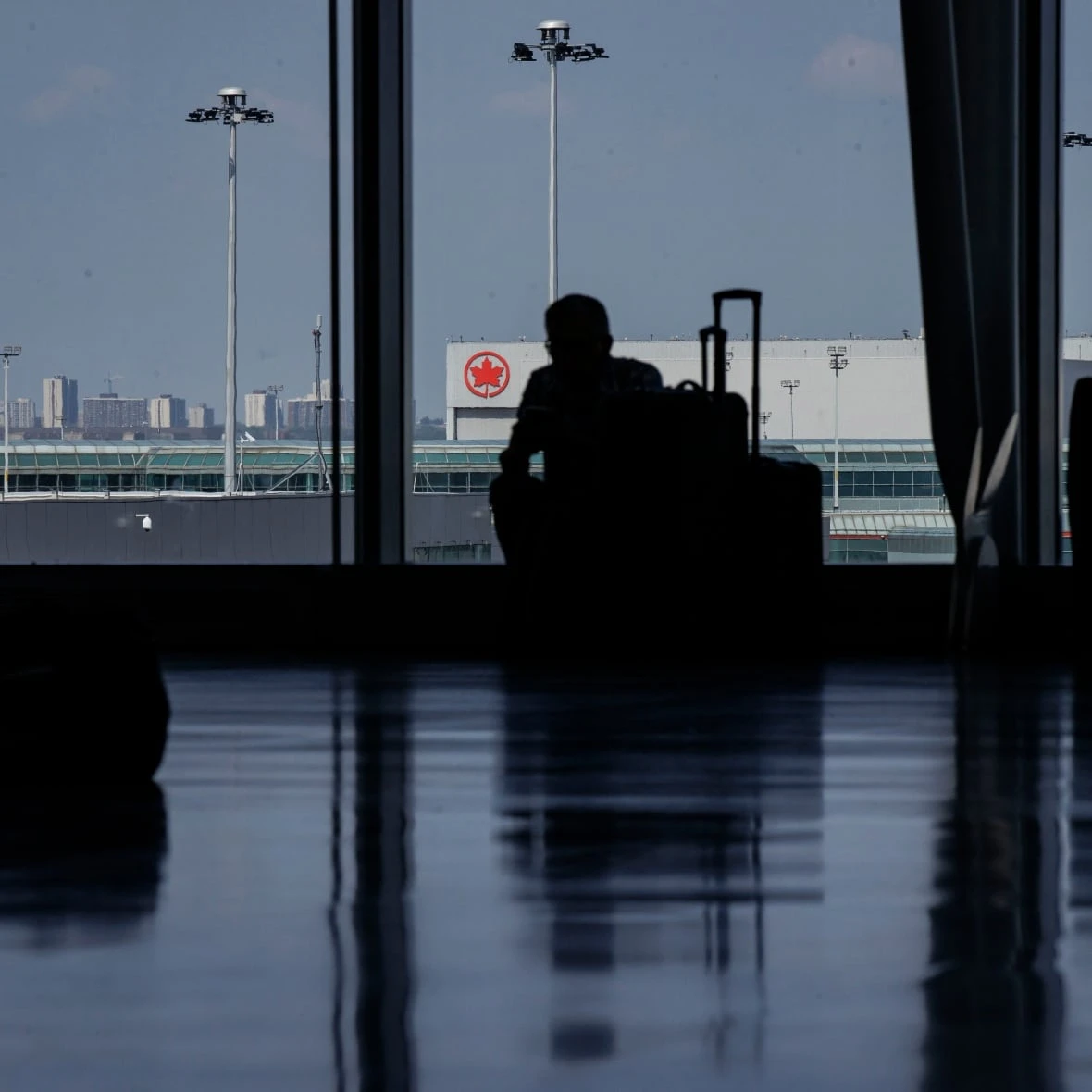 Flight attendant union asks jobs minister not to intervene in Air Canada negotiations