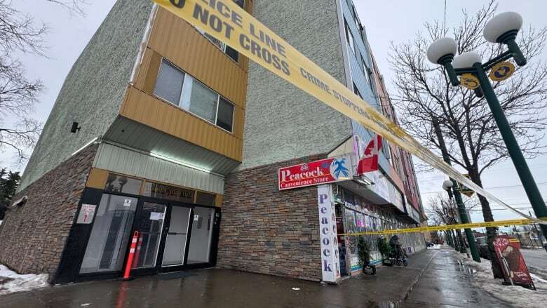 Security guard dead after gunshot call at central Edmonton apartment building