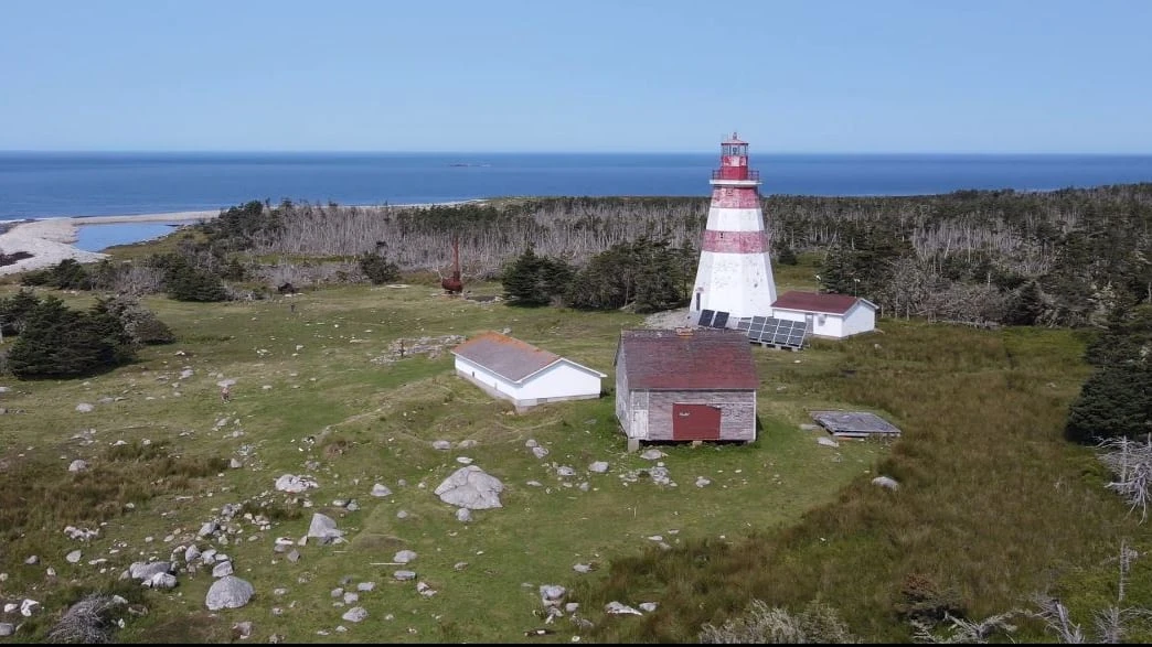 Fate of 200-year-old N.S. lighthouse hangs in the balance as work begins on replacement