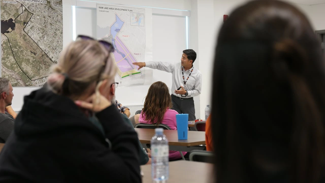 Expansion plan for Yellowknife's Kam Lake area met with skepticism from residents