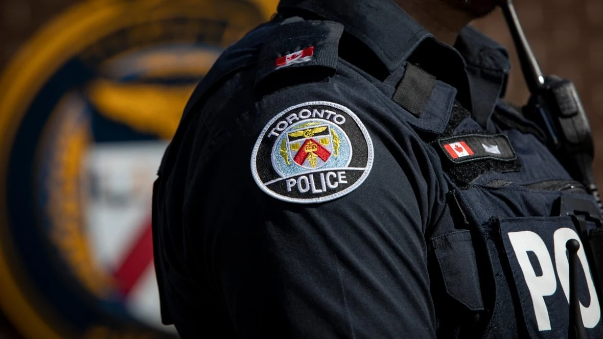 Police seek info on man seen approaching children, committing 'indecent act' at park