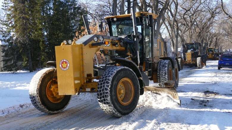 City to kill unpopular plan to limit residential snowplowing in Winnipeg