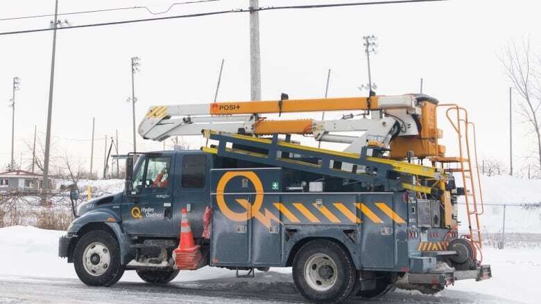 Tens of thousands of Hydro-Québec clients without power during deep freeze