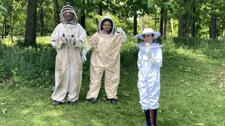 Bees are the class pets for these Eastern Townships students, thanks to their science teachers