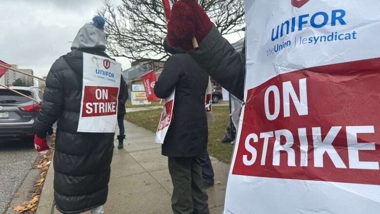 Clear Medical Imaging strike ends with company, union agreeing to arbitration