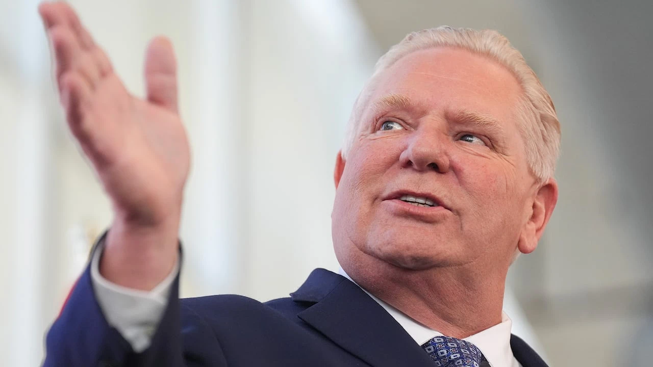 Canadian cities compete to host international defence bank