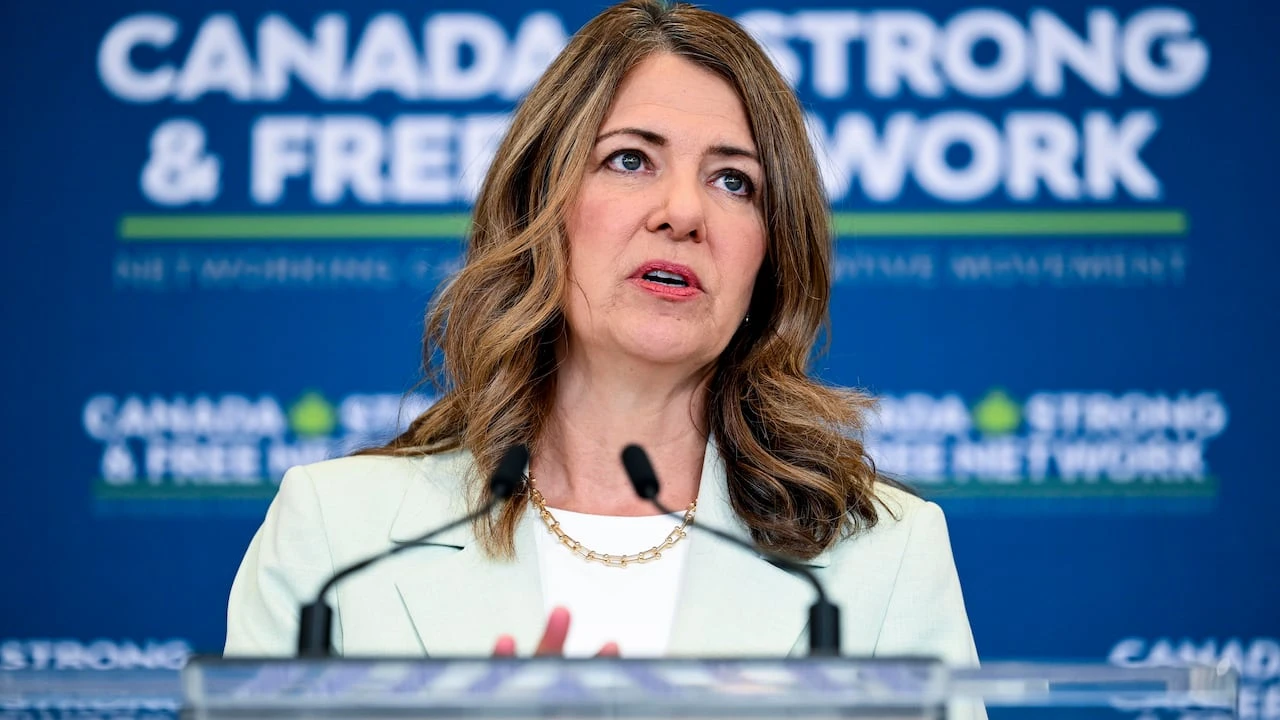 Danielle Smith says working out differences with feds key to quelling Alberta separatism
