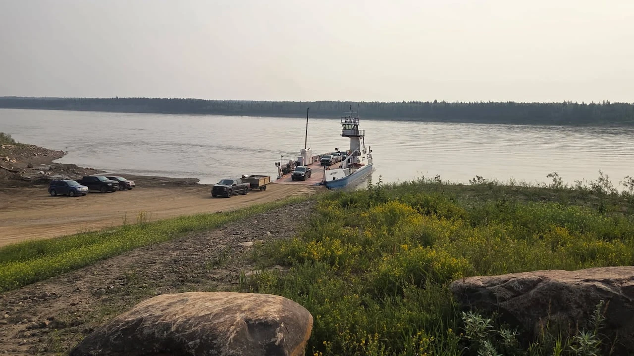 Fort Simpson, N.W.T. residents return home