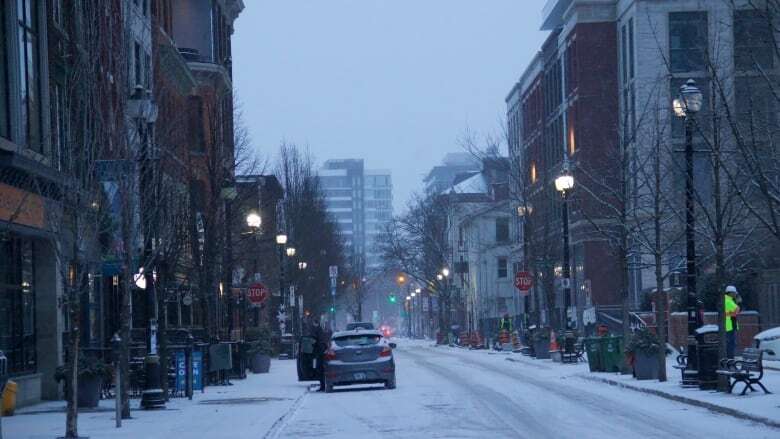 Cold weather alert issued for Hamilton as wind chill expected to near -20 C overnight