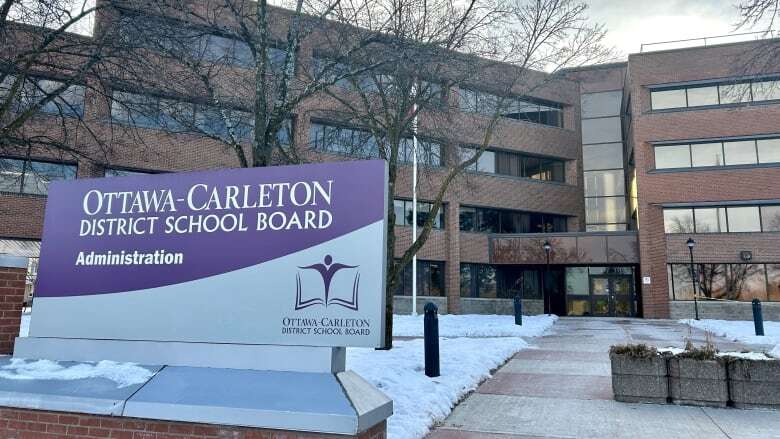 Ottawa's biggest school board needs to avoid a fifth straight deficit