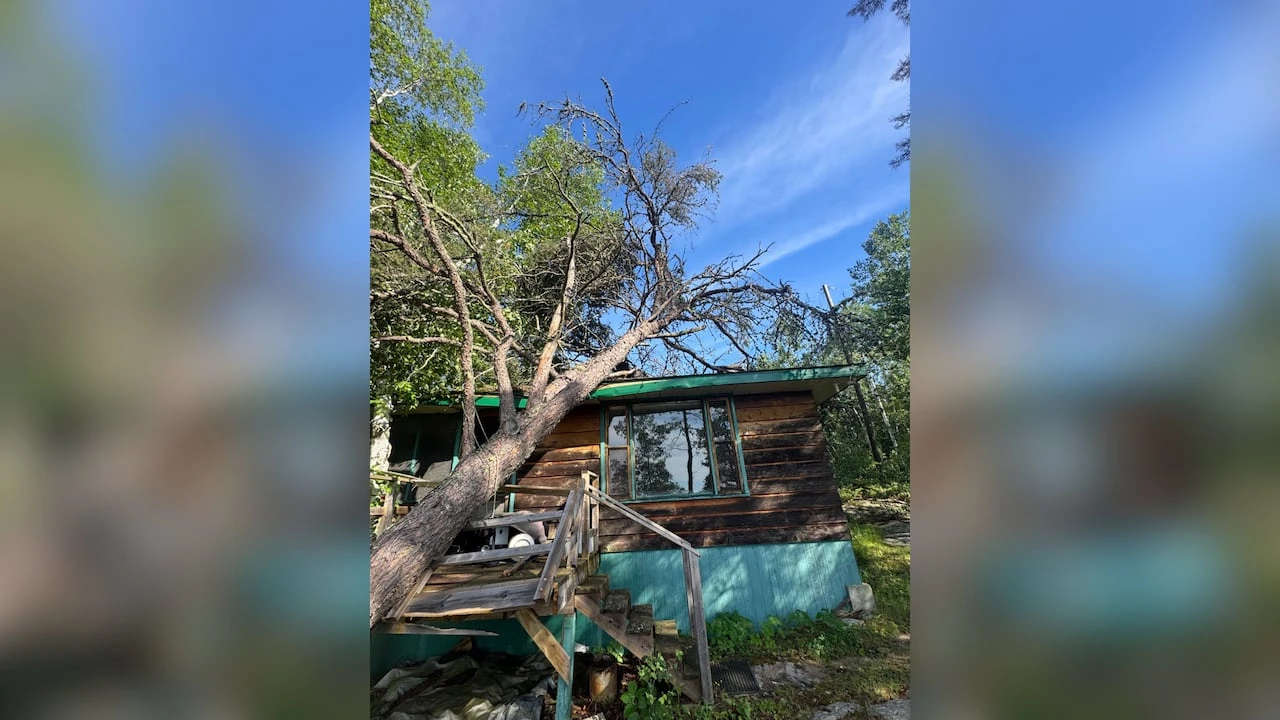 Severe, heavy rainfall in Kenora, Ont. area causes widespread flooding and property damage
