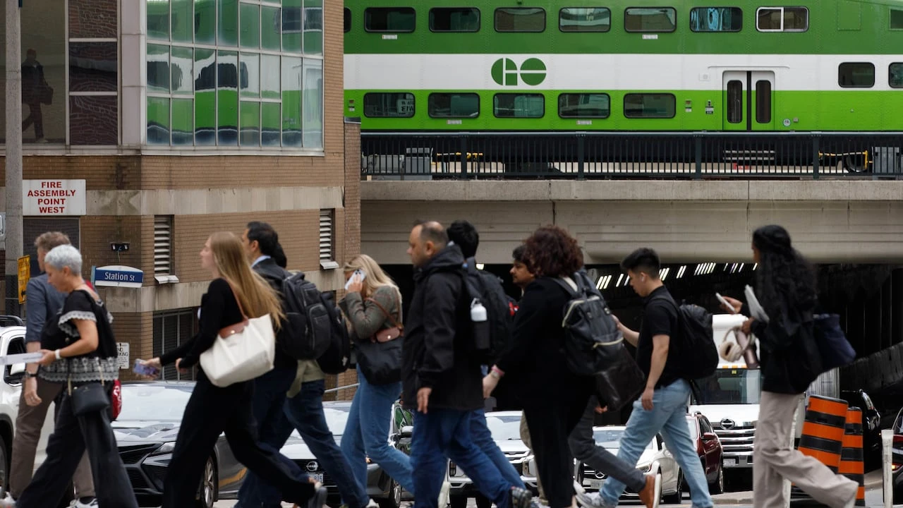 Metrolinx writing off $504M spent on now-useless signalling upgrades: annual report