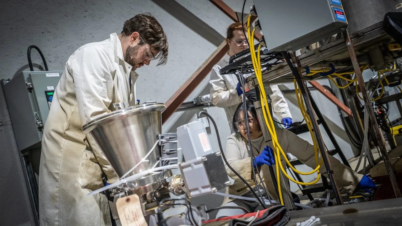 How northern Ontario researchers are using bacteria-powered tech to extract critical minerals from mine waste