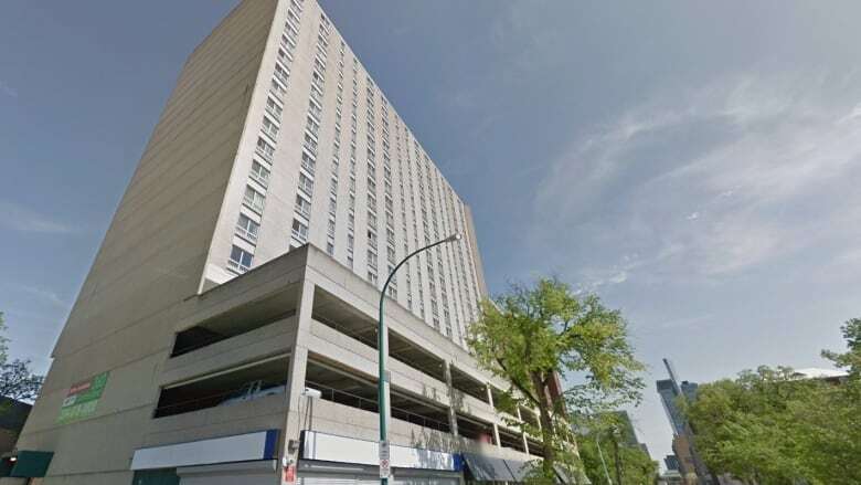 Child dies after falling from window of 19-storey building in Winnipeg