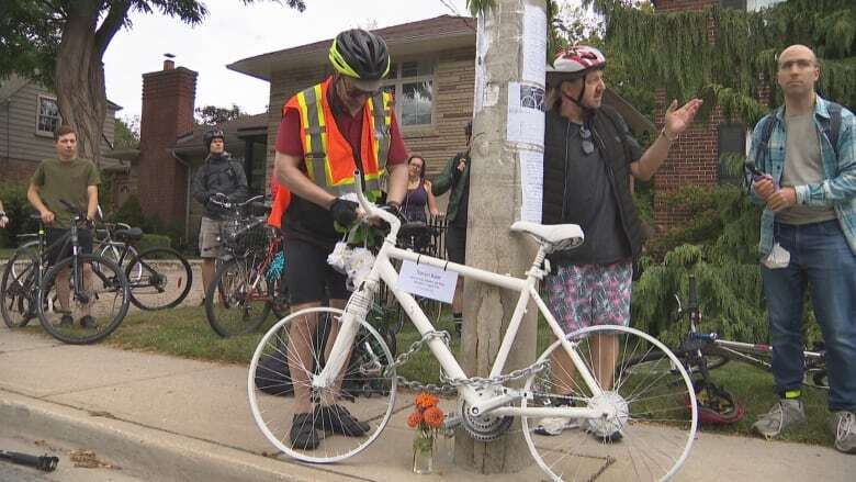 Toronto advocates say 6th cyclist death this year shows better infrastructure needed