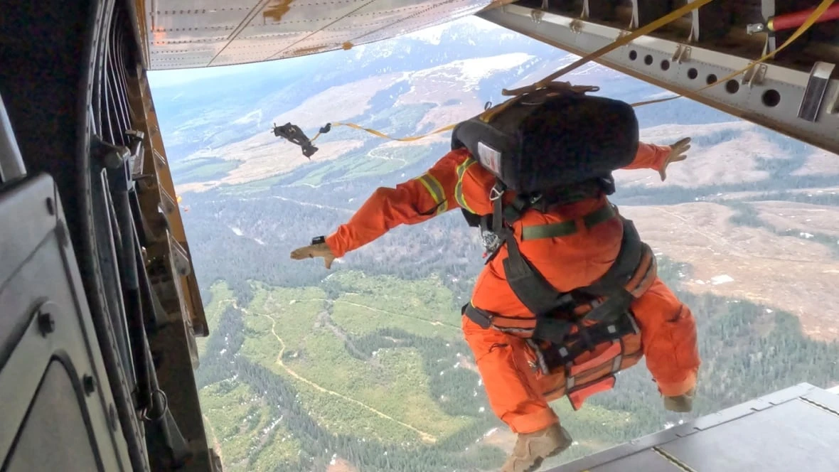 New RCAF plane completes 1st operational parachute rescue deep in B.C. mountains