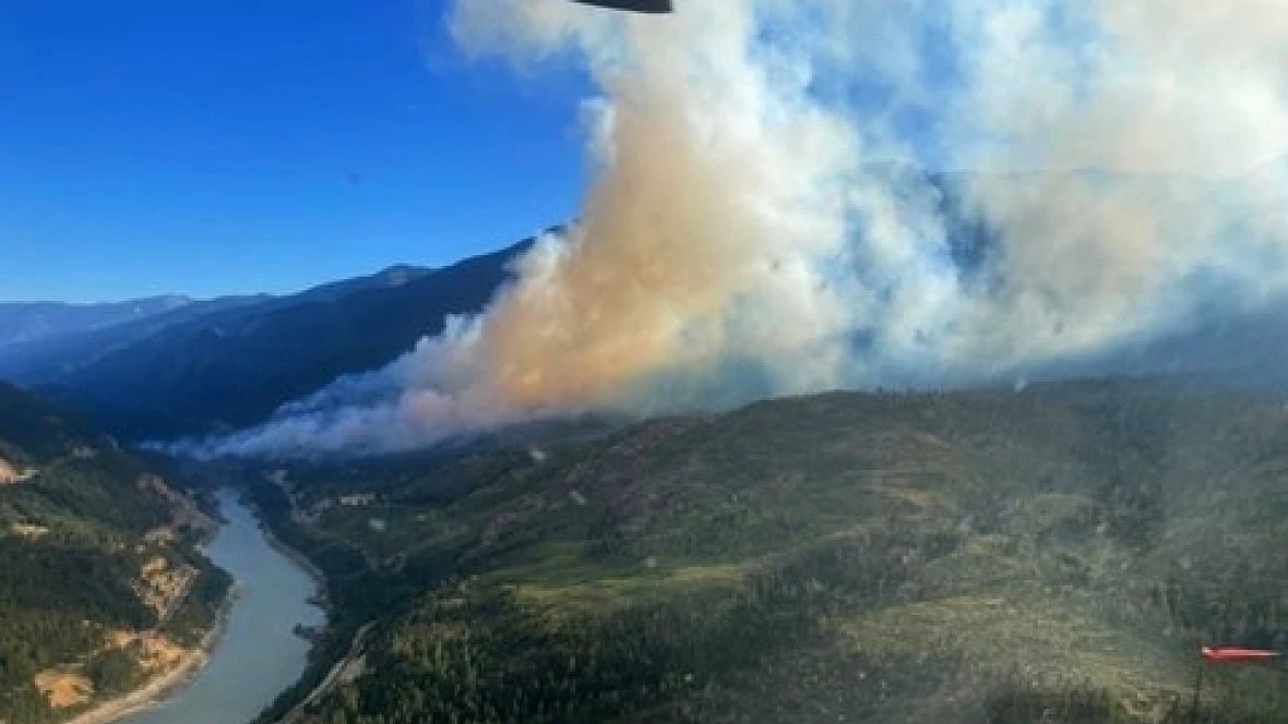 Wildfire near Lytton, B.C., 3 times larger than initial estimate after aerial mapping