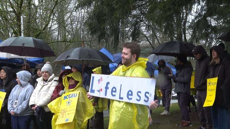 B.C. LifeLabs workers launch strike over wages and working conditions