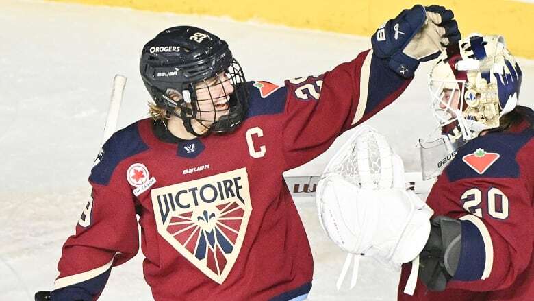 Poulin pots 2 goals to fire Victoire past Sirens ahead of PWHL's international break