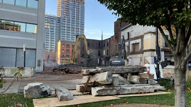 Hamilton to apply more scrutiny to deteriorating buildings following downtown collapse