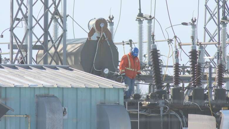 Summerside shuts down municipal facilities to avoid blackouts amid power struggle