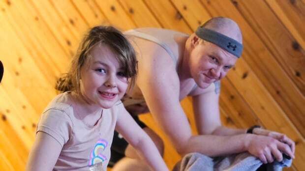 8-year-old Sask. girl running a race in place of her dad, who has cancer