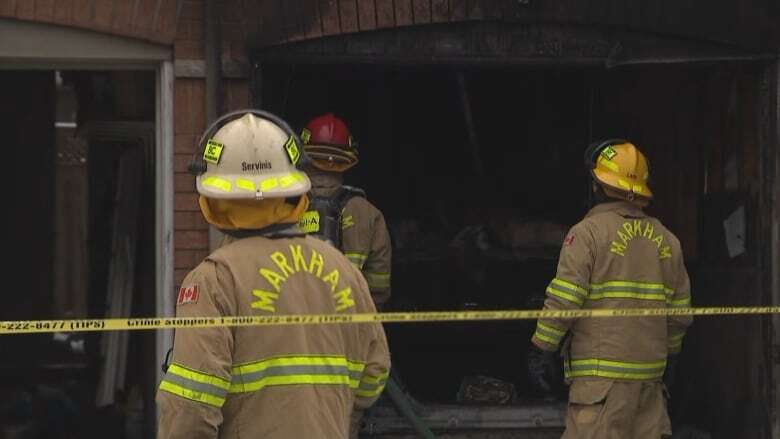 Man dead after fire inside Markham townhouse