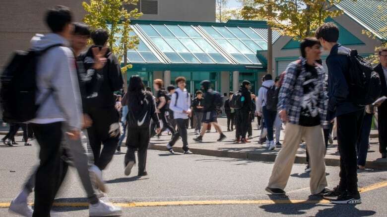 Province announces 800 new seats for Surrey high school to address overcrowding concerns