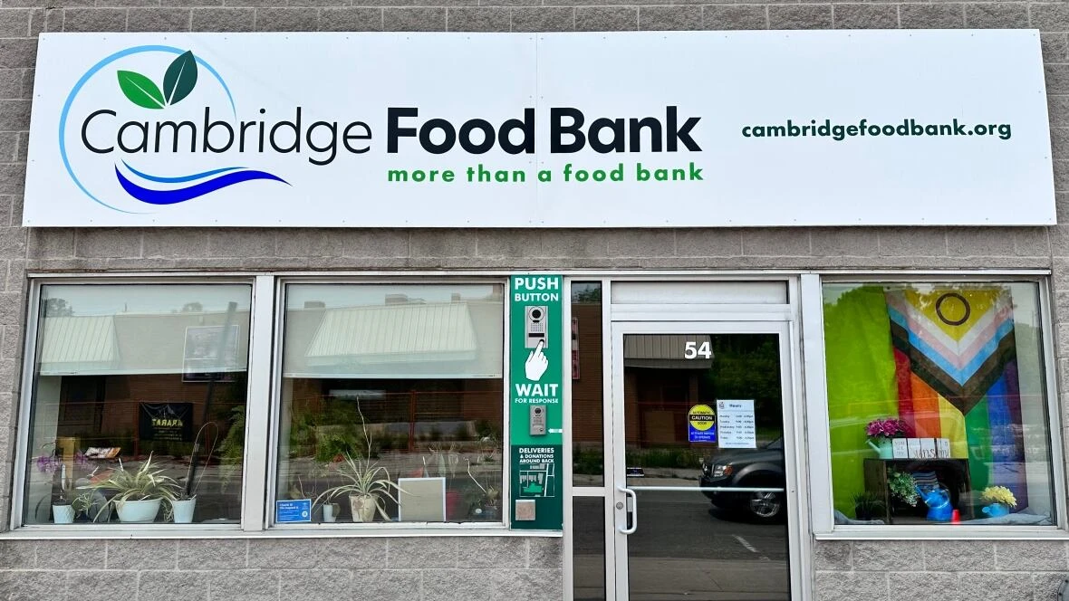 Some food banks in Ontario say changes to blue box pick up will impact their operations