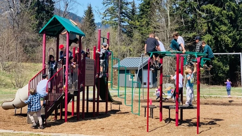 Whistler parents worry as municipality says school, daycare need to move