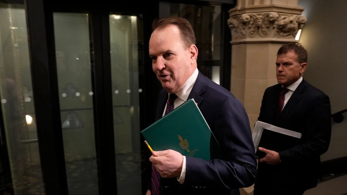 Party status for NDP likely not 'on the table', says Liberal House leader