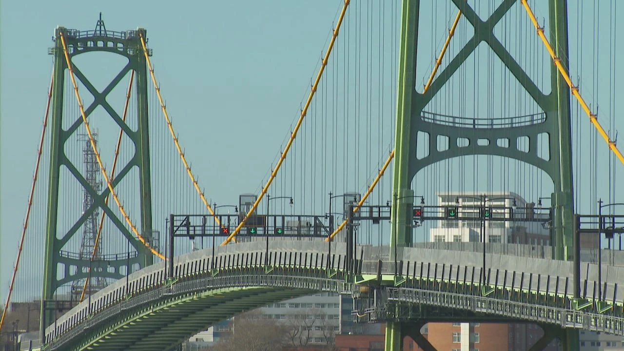 Speeding cyclists on Macdonald bridge creating safety concerns