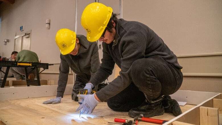 Annual First Nations Housing Conference in Thunder Bay, Ont., puts students to work