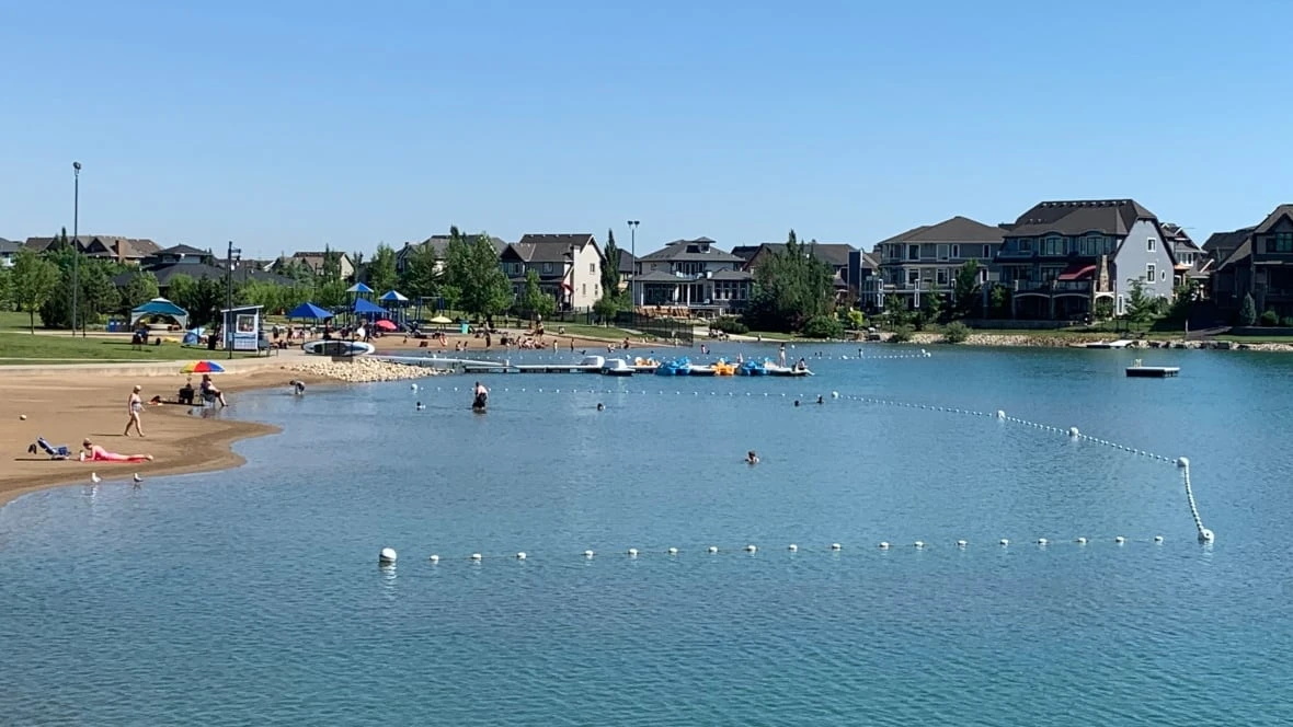 2 men dead after drowning in Calgary's Mahogany Lake