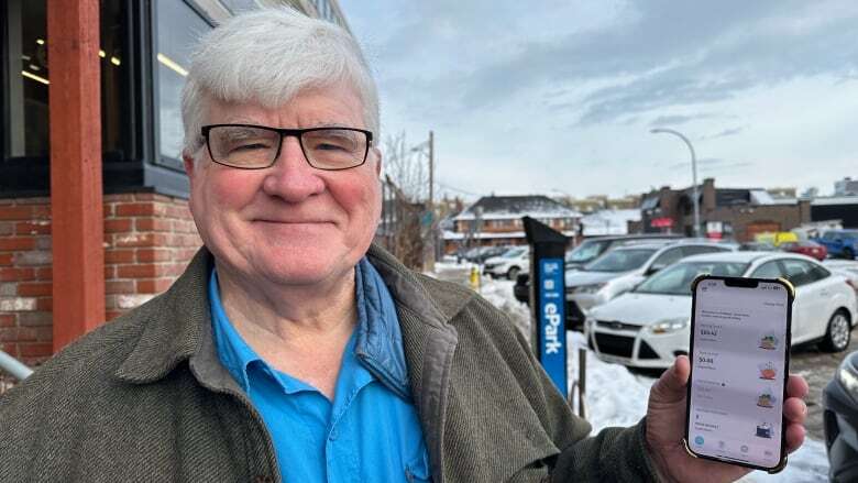 Drivers frustrated by pay parking in Edmonton since app change