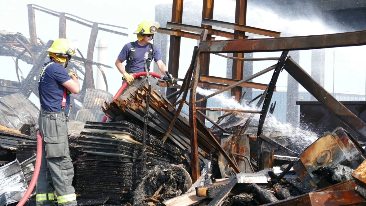 Violence 'becoming the norm' for Winnipeg firefighters on the job, legislative change needed: union
